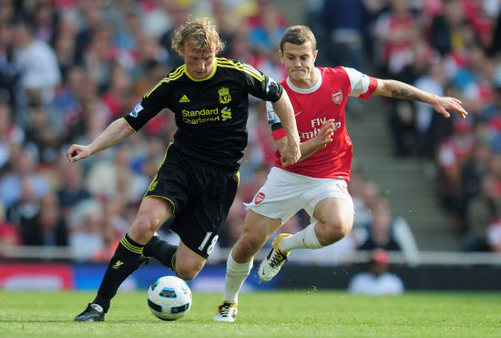 篮球CBA季后赛门票售罄，黄牛加价300%（CBA季后赛一票难求，黄牛价飙至原价三倍）