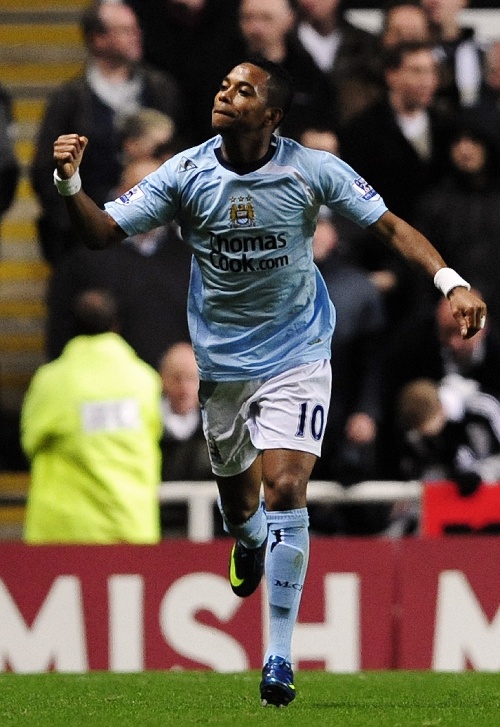 马卡：相比赫伊森，德拉富恩特更信任拉波尔特与勒诺尔芒（马卡报：德拉富恩特对拉波尔特、勒诺尔芒的信任高于赫伊森）