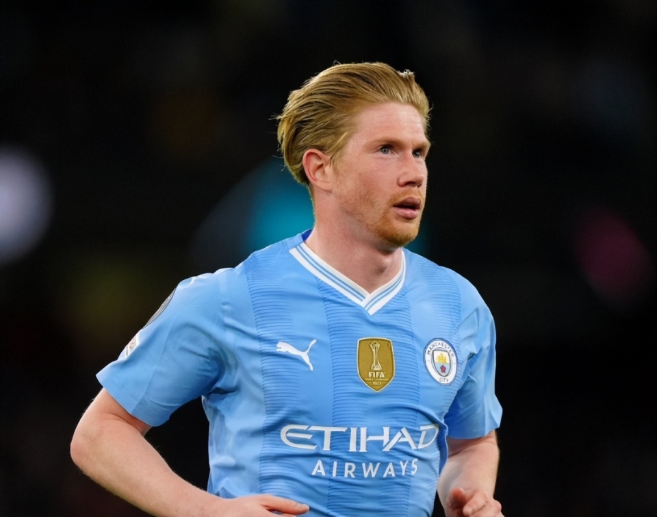 港媒：虽无缘亚洲杯，但港足总依旧为港队发放了100万奖金（港媒：港队无缘亚洲杯，足总仍向球队发放100万元奖金）