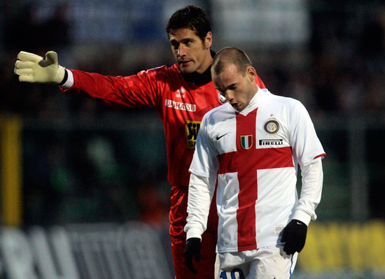 地上足球：皇马哈拉哨仍不敌利物浦！西甲水平已被英超完爆！（地面流难救主：皇马“哈拉哨”仍负利物浦，英超已全面压制西甲）