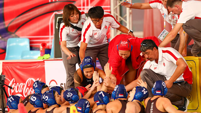 弗里克：我们今天的传球失误太多了；也许阿劳霍不该那样放铲（弗里克：今日传球失误偏多，阿劳霍那次铲球或许不该）