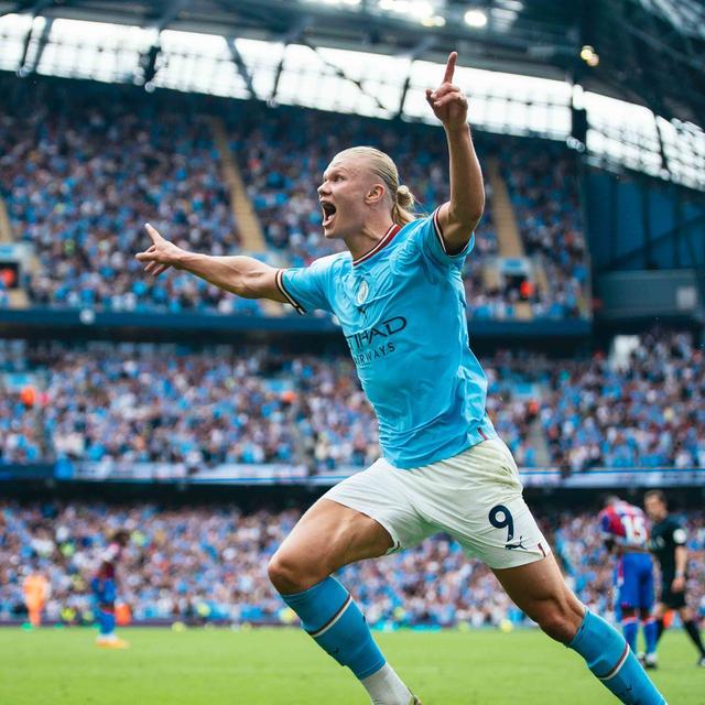 TA：埃利奥特融入维拉的进程较为缓慢，他需要更加沉着冷静（TA：埃利奥特融入维拉进展缓慢，仍需更冷静沉着）