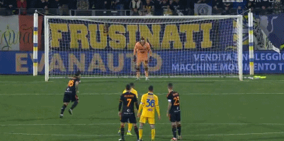 足协杯决赛裁判：韩国裁判高亨进任主裁，德国裁判丹克特任VAR（足协杯决赛裁判组出炉：韩国高亨进执法主裁，德国丹克特担任VAR）