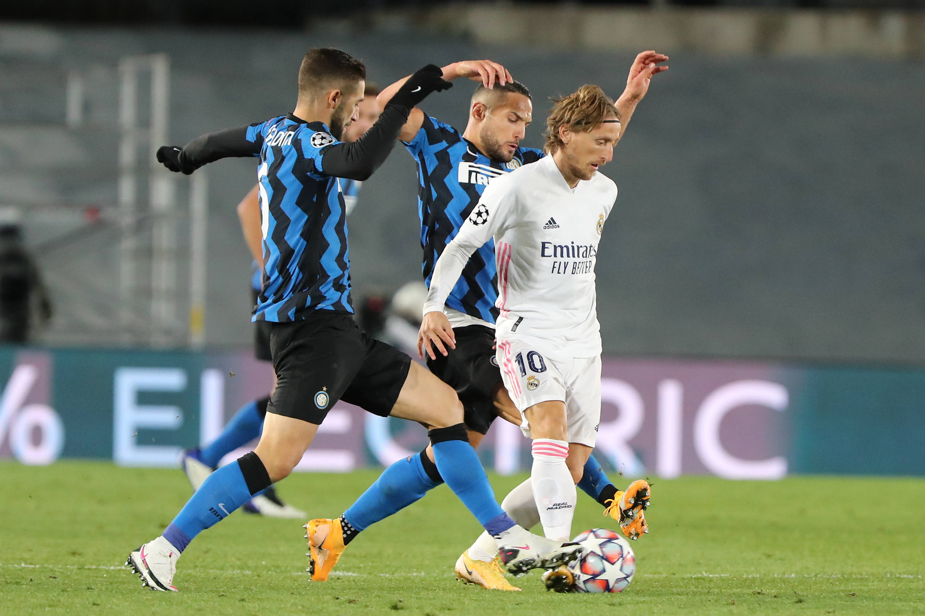 快船胜黄蜂赛后！哈登55分连破4纪录，发言惹人泪目，卢点名表扬（快船击退黄蜂后，哈登55分破四纪录，赛后发言催泪，泰伦-卢点名夸赞）