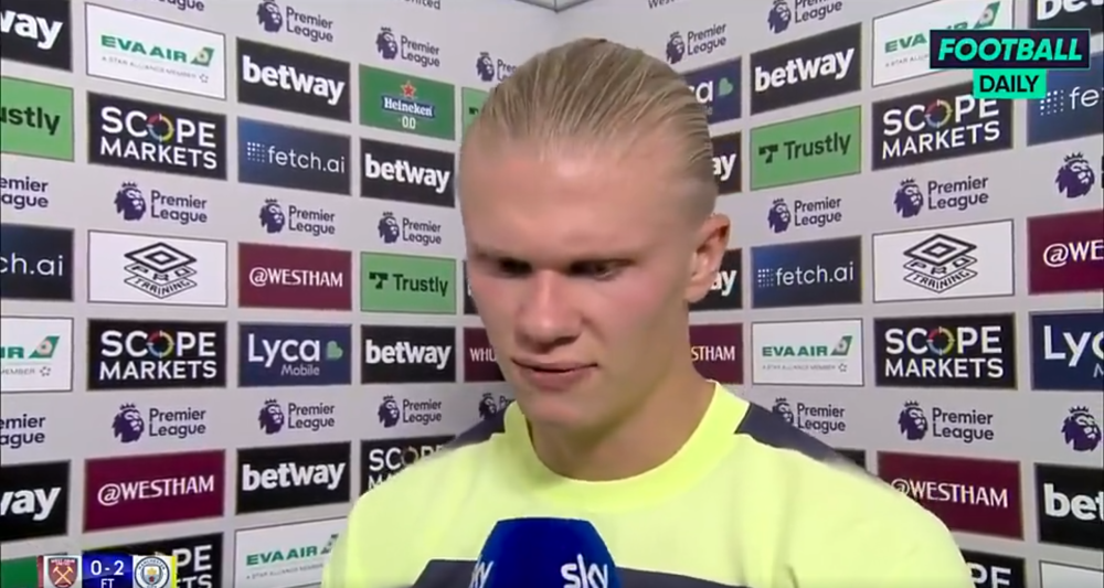 阿奇姆彭遭成都球迷种族歧视，队长王上源发文声援（阿奇姆彭遭遇成都球迷种族歧视，队长王上源公开声援）